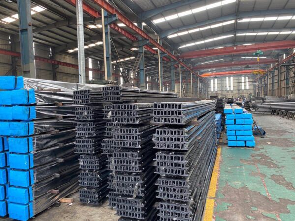Machined Elevator Guide Rail – High Precision Steel Track for Elevator Systems